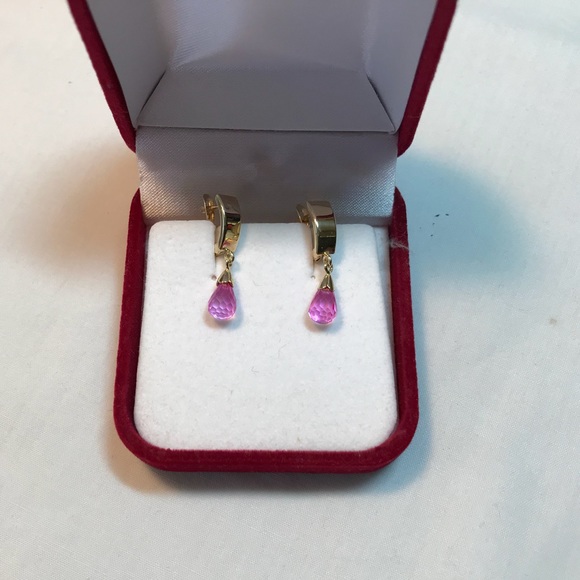 Vintage Jewelry - Pink Sapphire Briolette Cut Earrings in 14kt Gold 🦋 Price Firm🦋